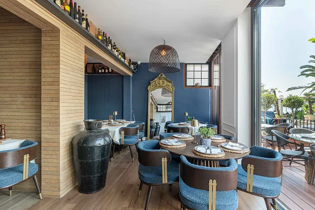 Restaurant erste Linie zum Meer in Rafailovići zu verkaufen — photo 20